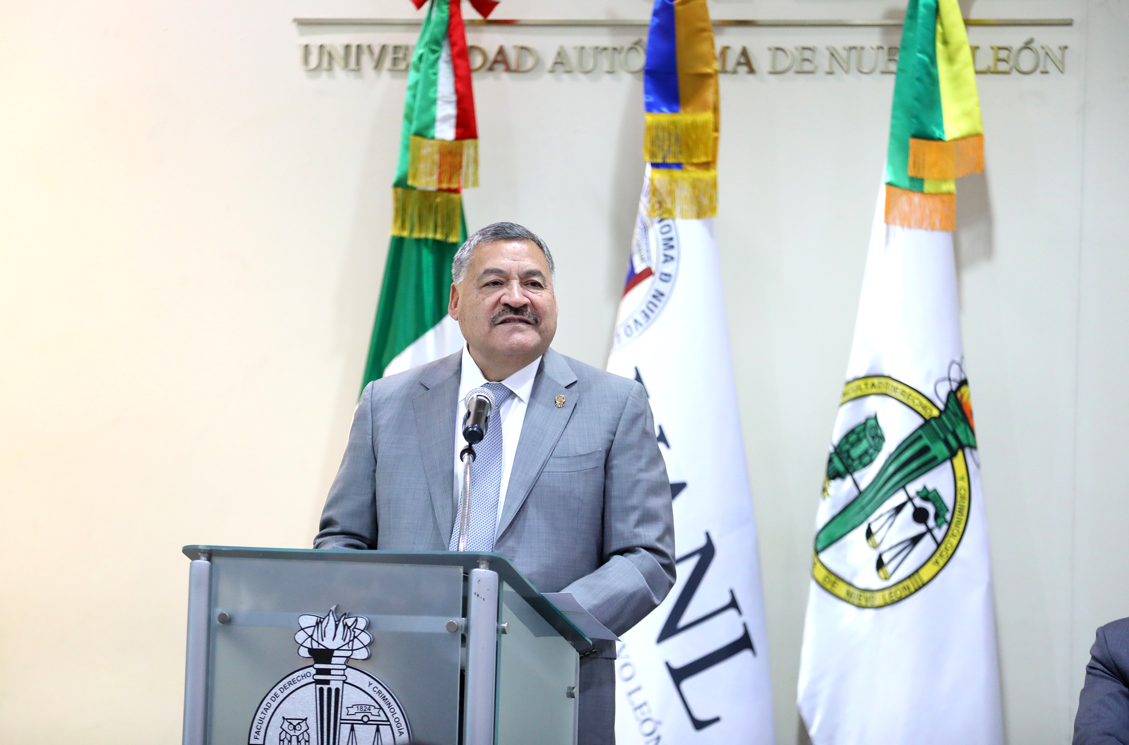 Abordan en diplomado igualdad e inclusión al interior de UANL