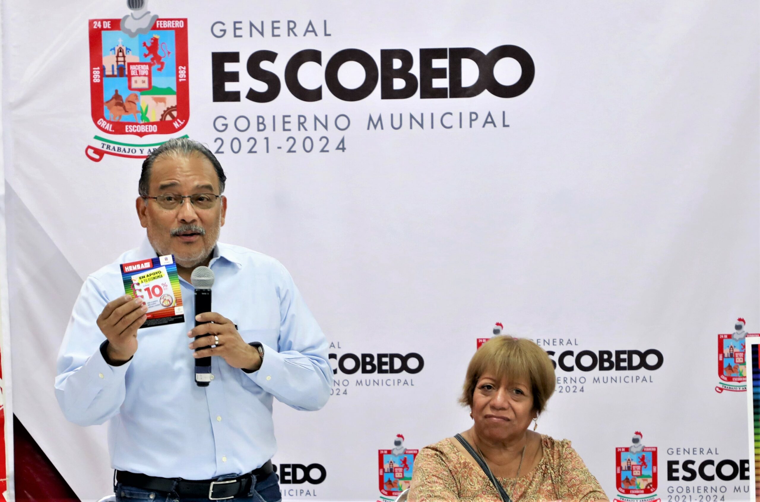 Apoya Escobedo a familias en este regreso a clases