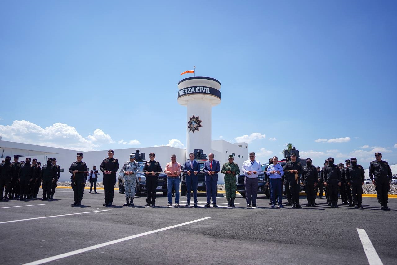 Inaugura Samuel García destacamento de Fuerza Civil en Cerralvo