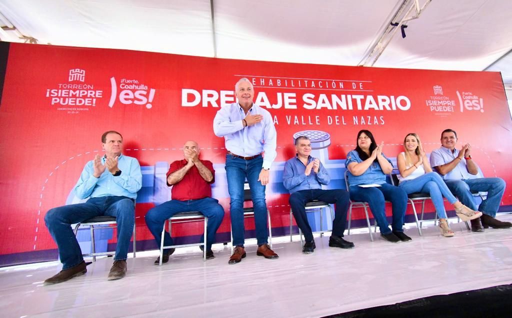 Inicia Roman Cepeda trabajos de rehabilitación de drenaje sanitario en Valle del Nazas