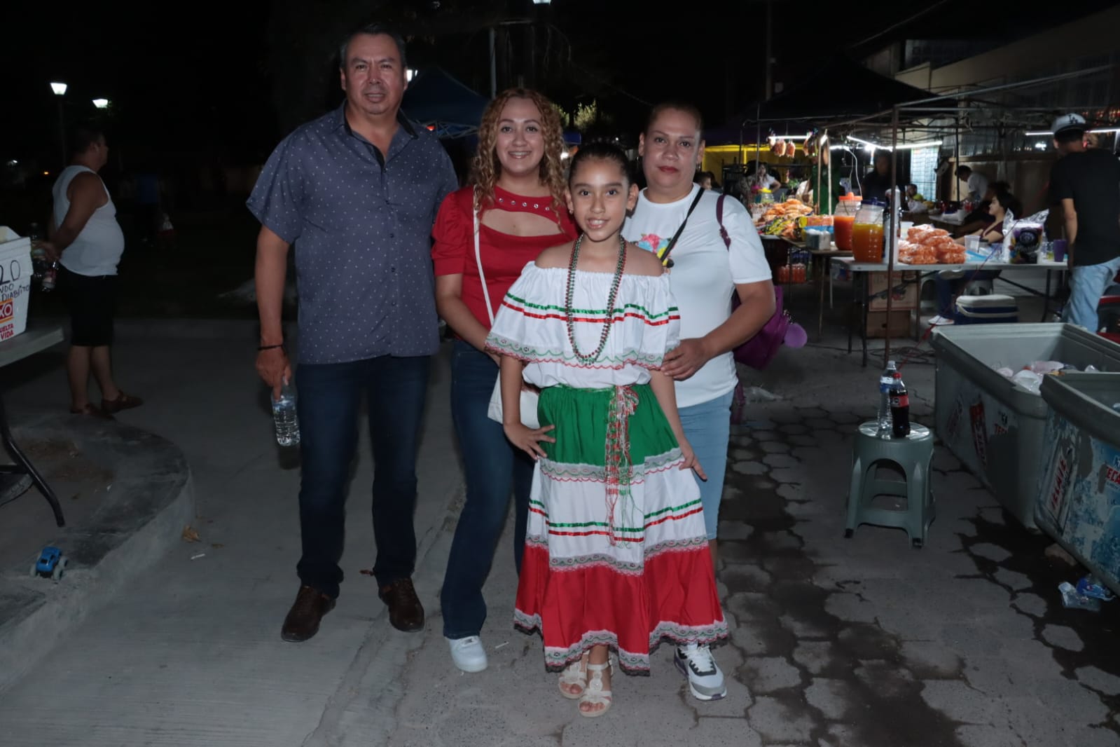 Disfrutan miles fiesta mexicana en Juárez