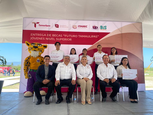 Entrega ITABEC “Becas Futuro Tamaulipas” a estudiantes de la UPV