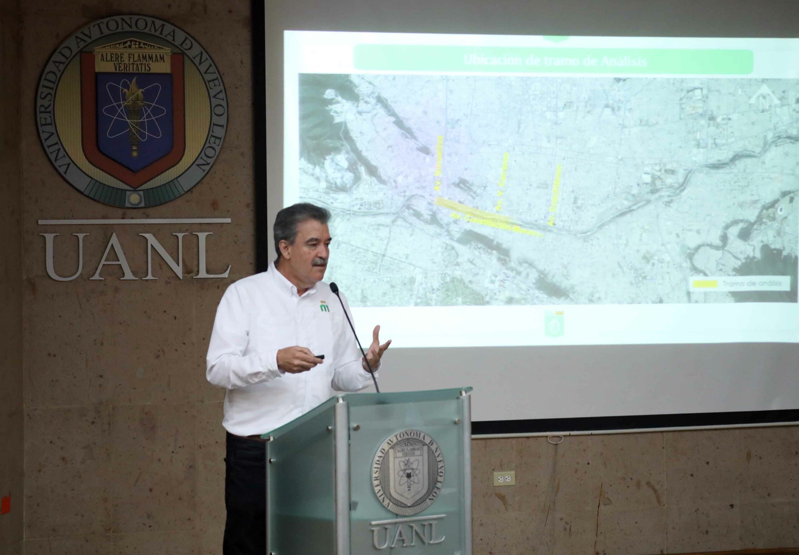 Proyecto del Viaducto Elevado en Morones Prieto no invadirá Río Santa Catarina: Hernán Villareal