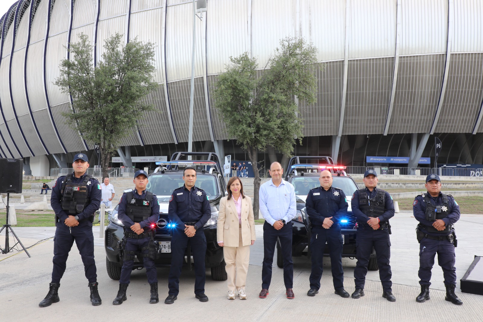 Recibe Guadalupe patrullas donadas por Club Rayados