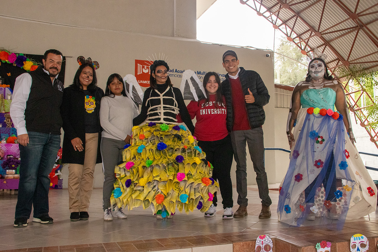 Celebra UAT en todos sus campus las tradiciones del Día de Muertos