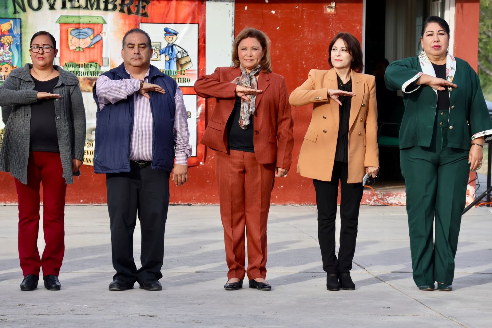 Llega cargada de beneficios alcaldesa Diana Haro a escuela “Benito Juárez”
