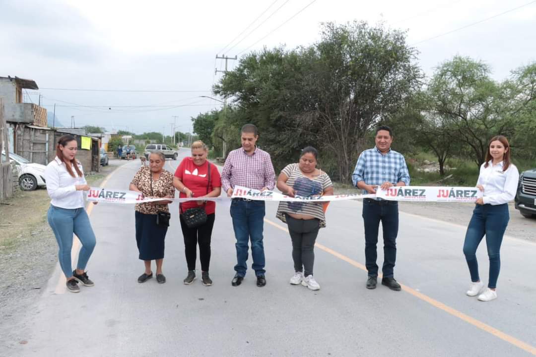 Cumple Paco Treviño a vecinos; pavimenta 7 mil 500 metros cuadrados