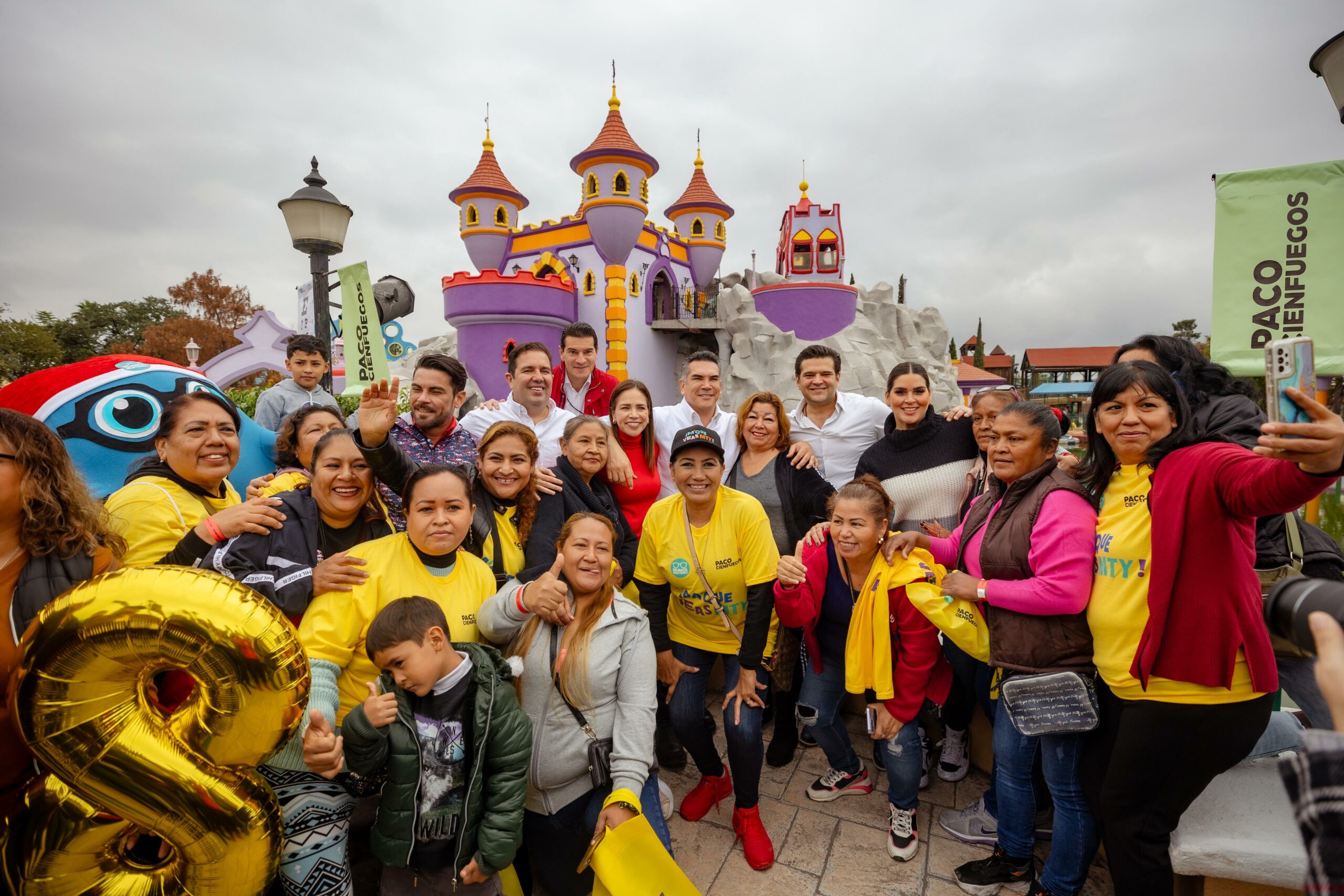 Paco Cienfuegos celebra en grande la entrega número 50 mil de pares de lentes através del programa “Veamos Monterrey”