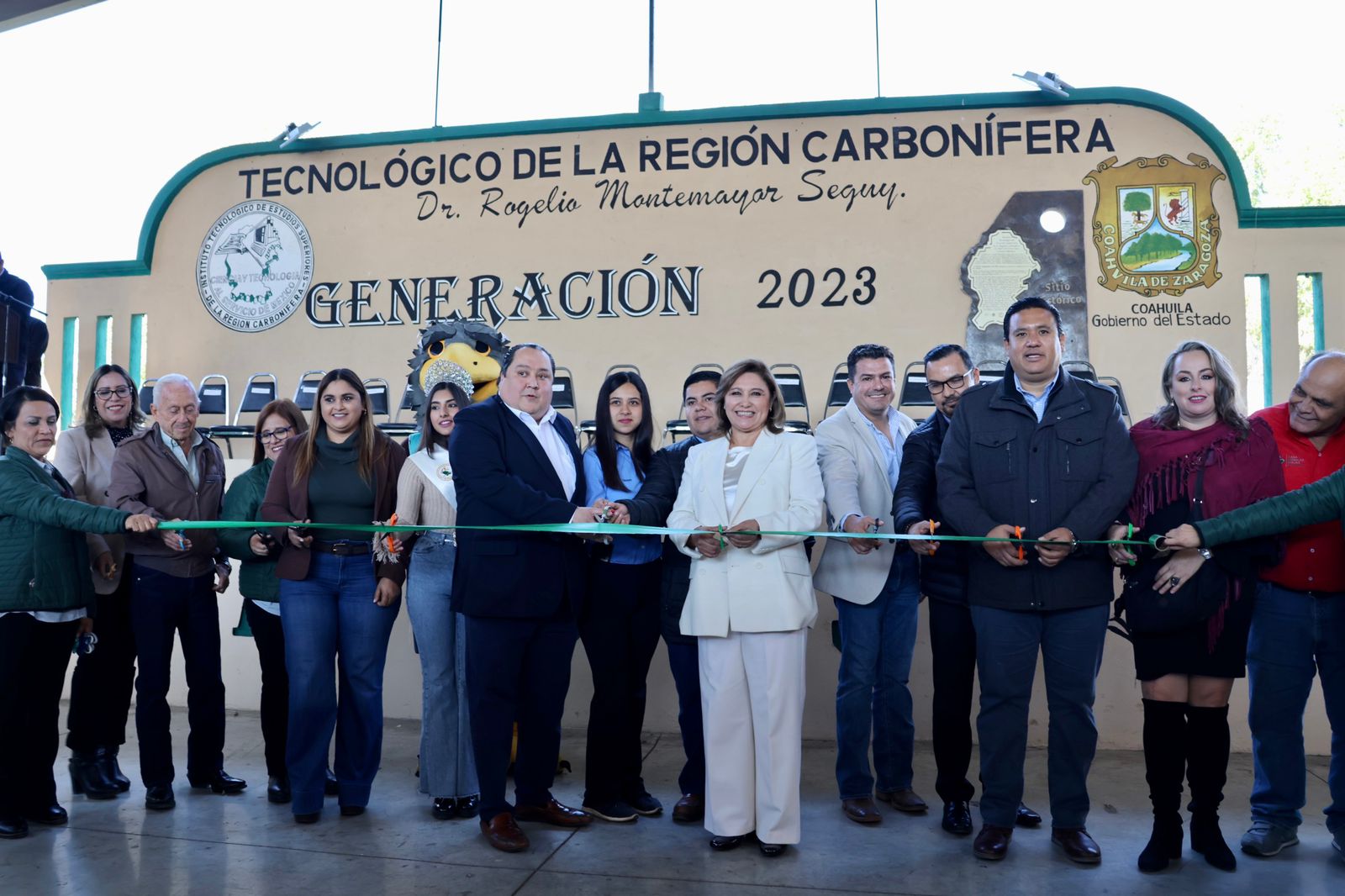 Inauguró Diana Haro en el Tecnológico 13 feria empresarial y expo marketing