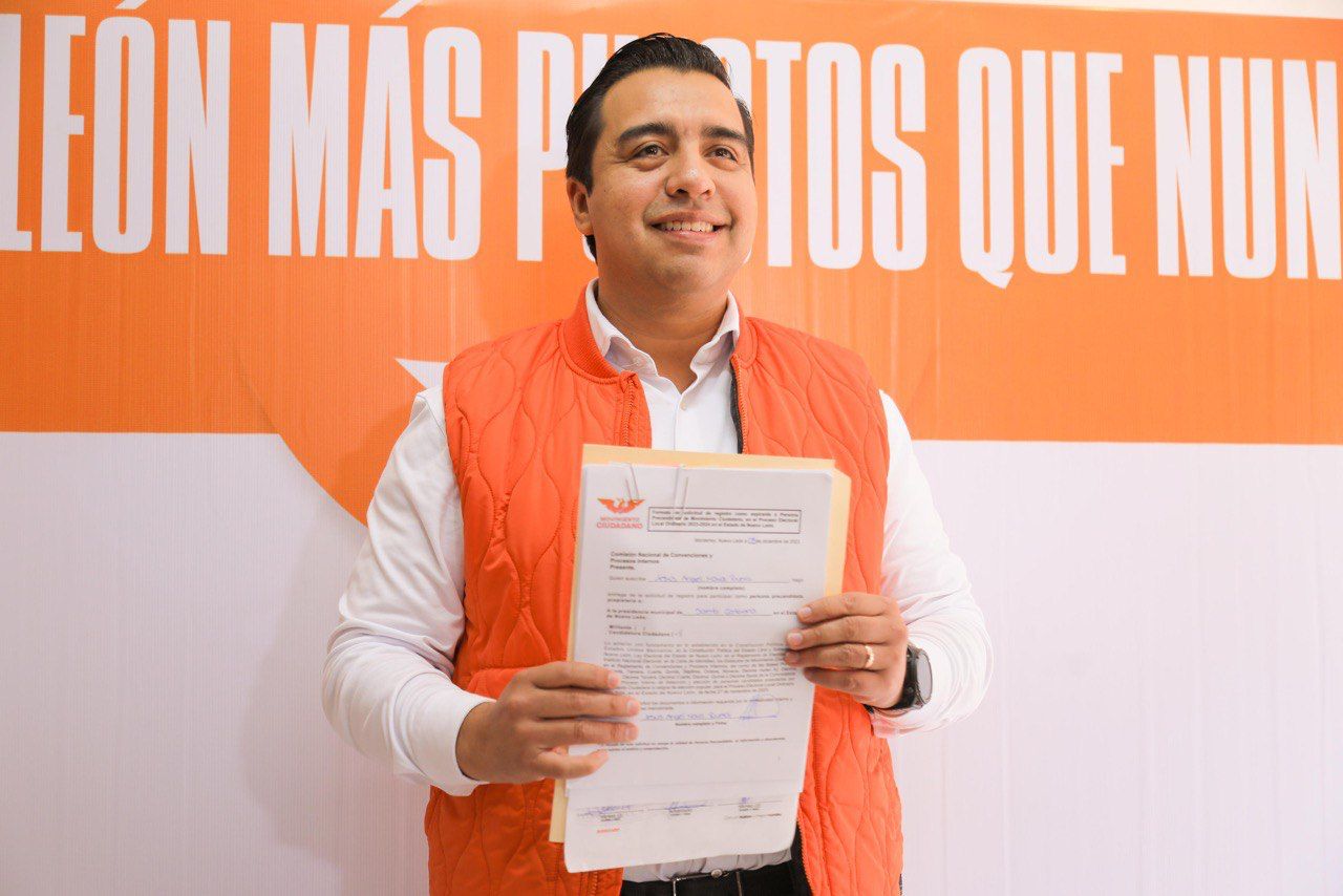 Registra Jesús Nava en MC su pre candidatura a la reelección