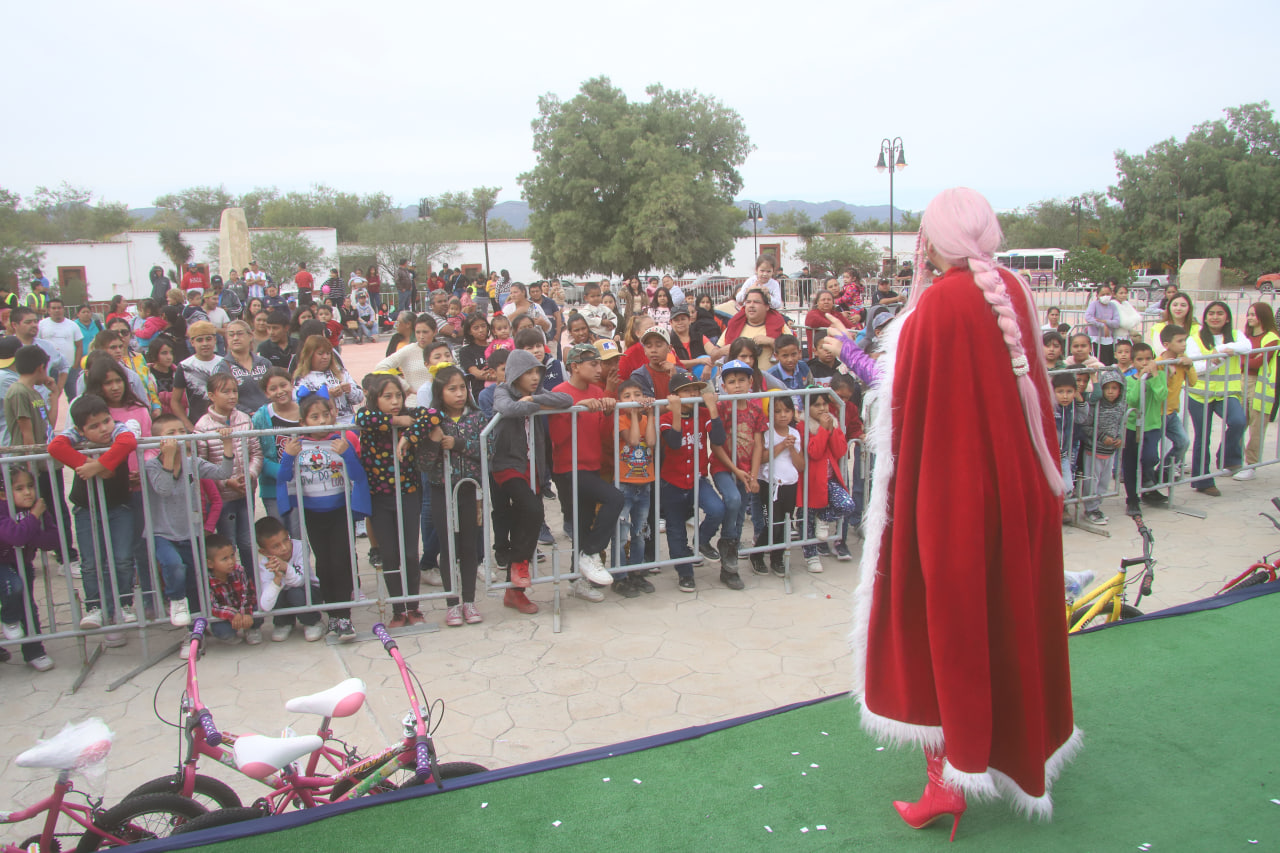 Llevan posadas navideñas a la zona rural de García