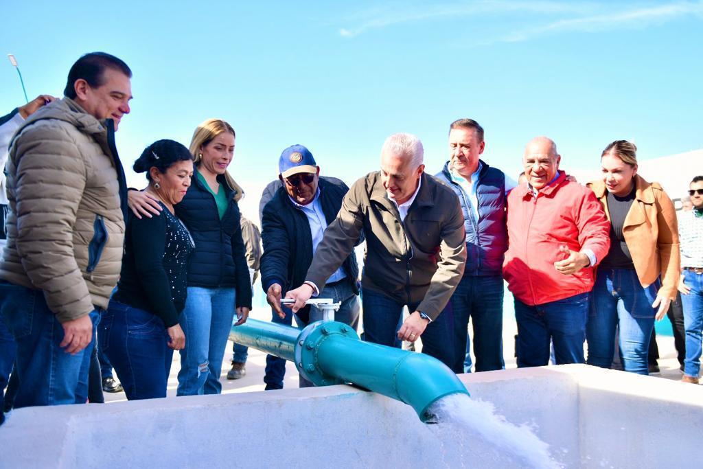 Román Alberto Cepeda González pone en operación el pozo de agua San Agustín