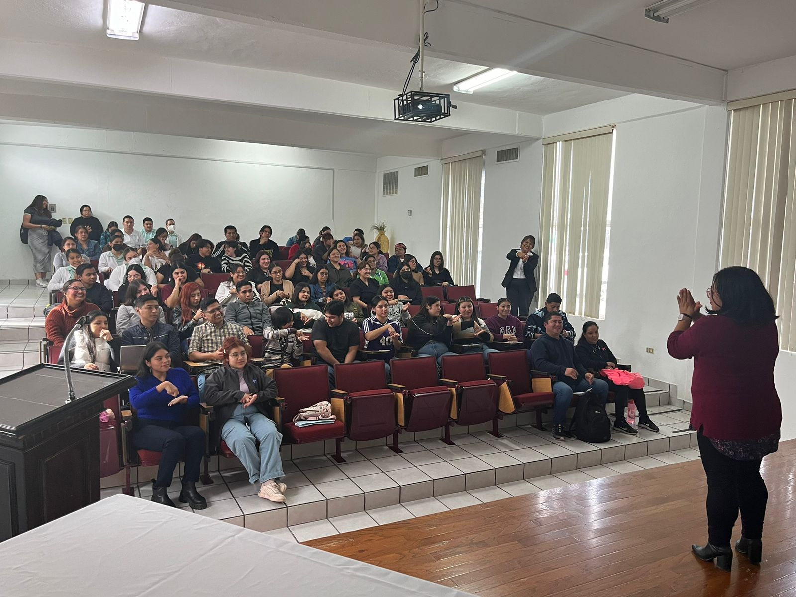 Capacita UAT en Lengua de Señas Mexicana a estudiantes de Enfermería Nuevo Laredo