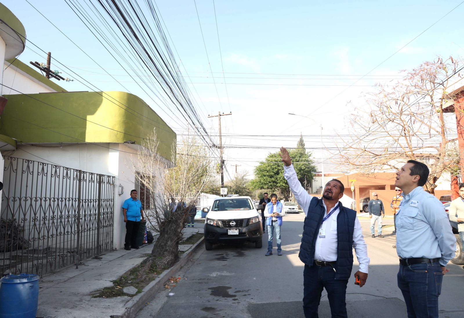 Monta San Nicolás operativo contra “telarañas” de cableras; van 400 km retirados
