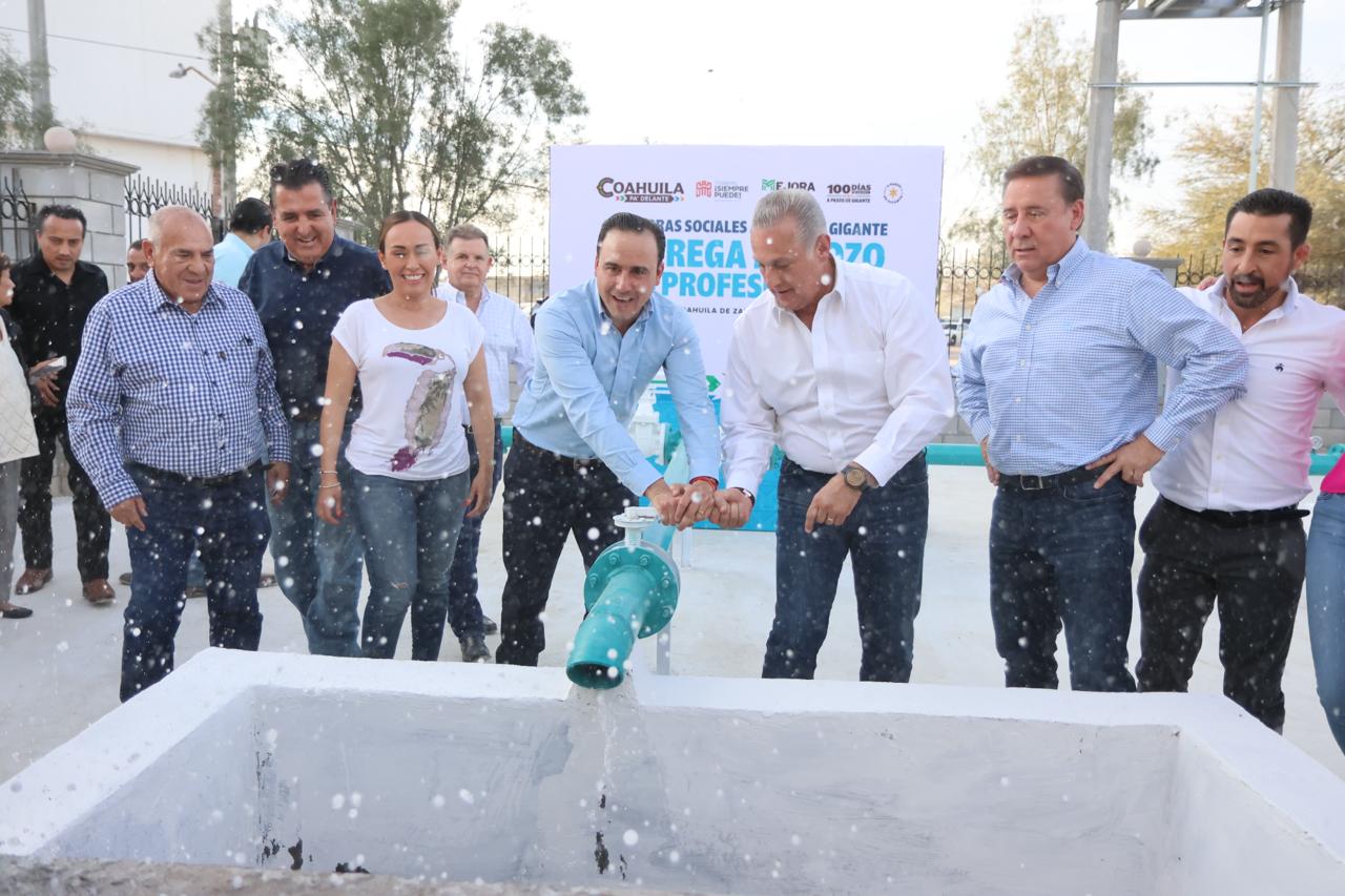Arrancan y entregan nuevos pozo de agua para Torreón