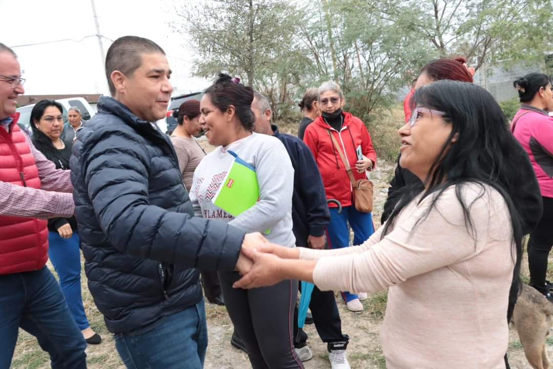 Construye Paco Treviño dos nuevos parques en Juárez