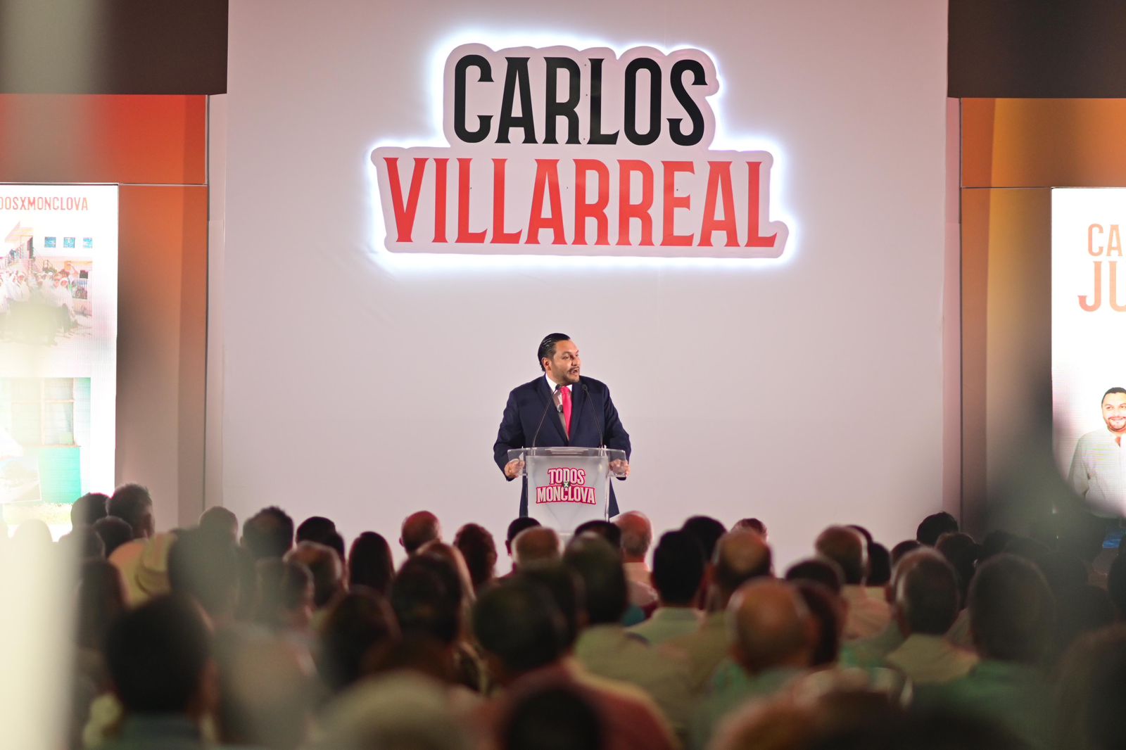 Carlos Villarreal presenta gran plan de trabajo por Monclova