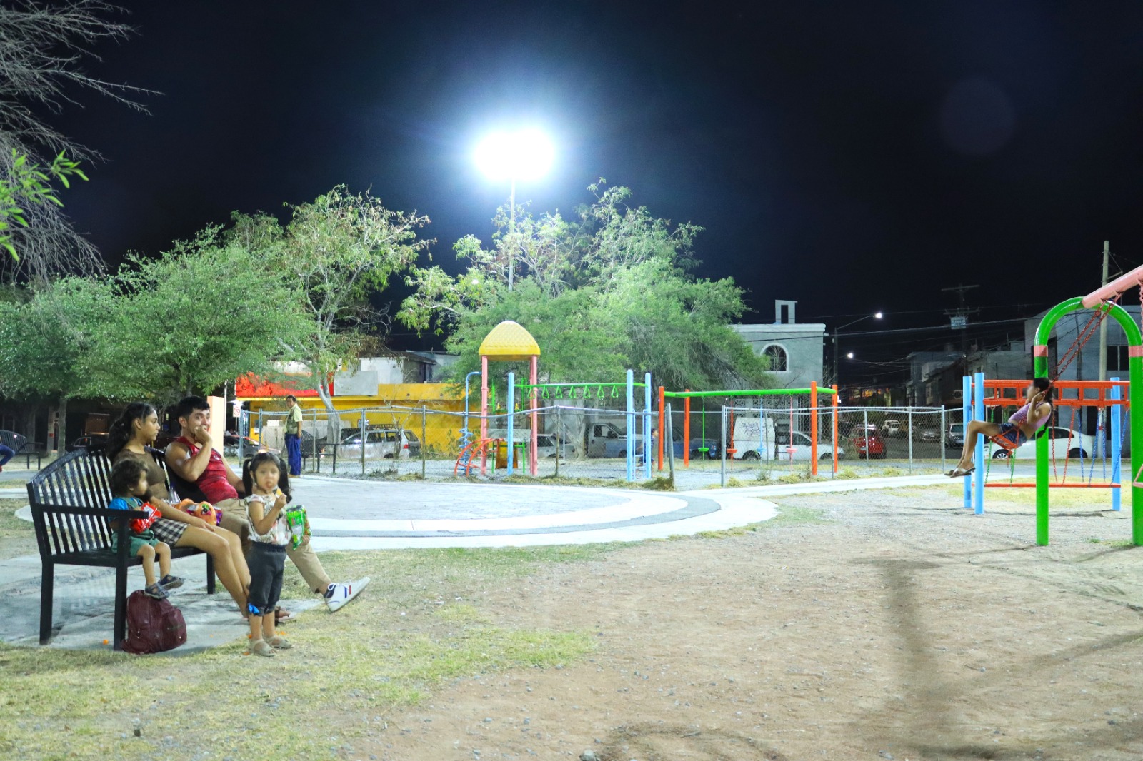 Avanza en más de un 75% rehabilitación de espacios públicos en Santa Catarina