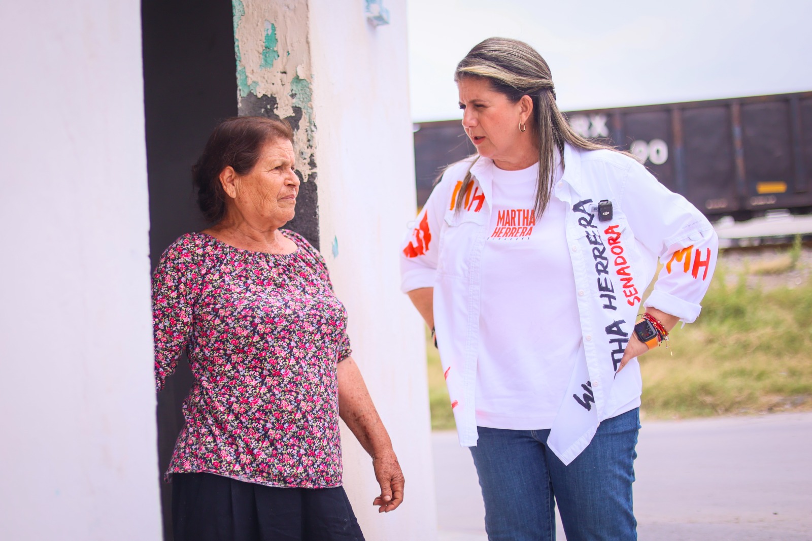 “Vamos por cambios de vidas,no por ayudas aisladas” Martha Herrera