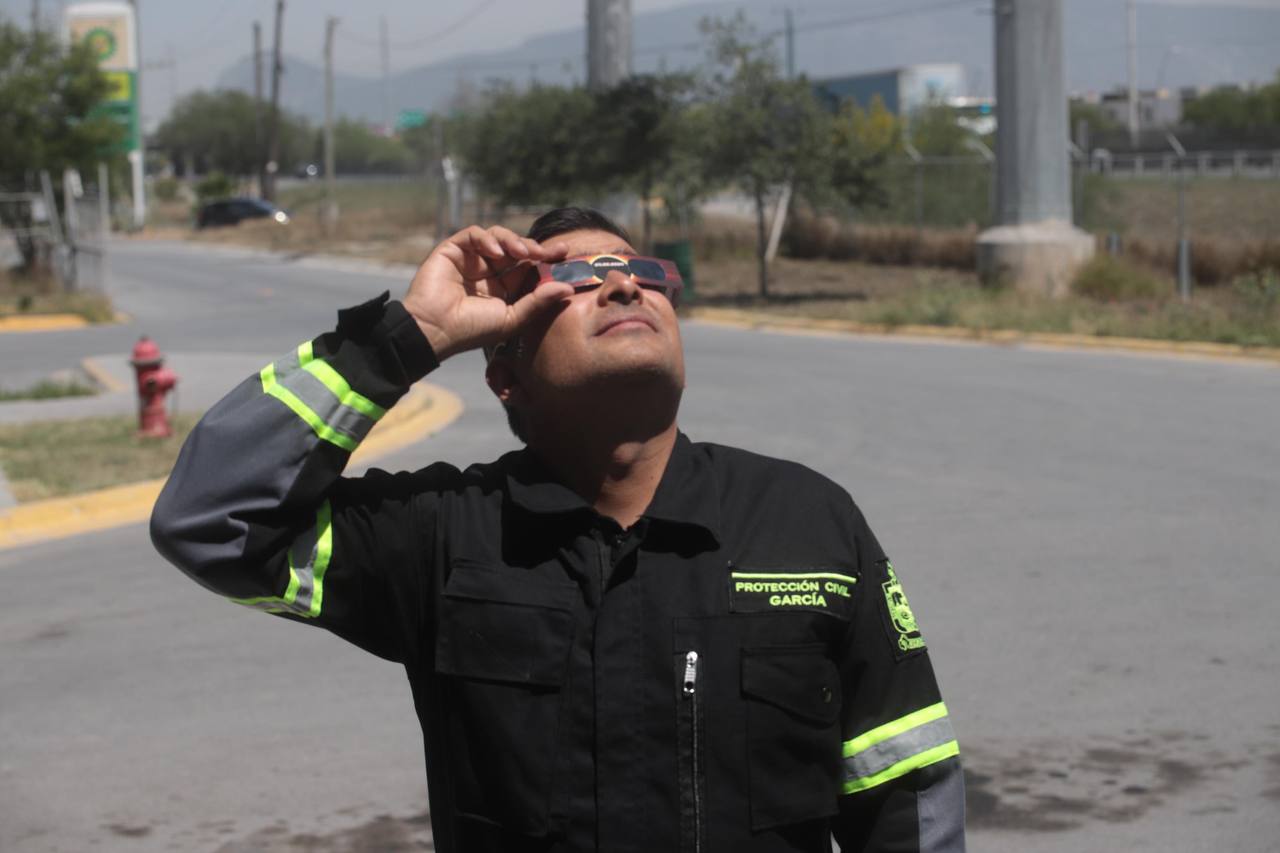 Emite Protección Civil García recomendaciones previo al eclipse solar total