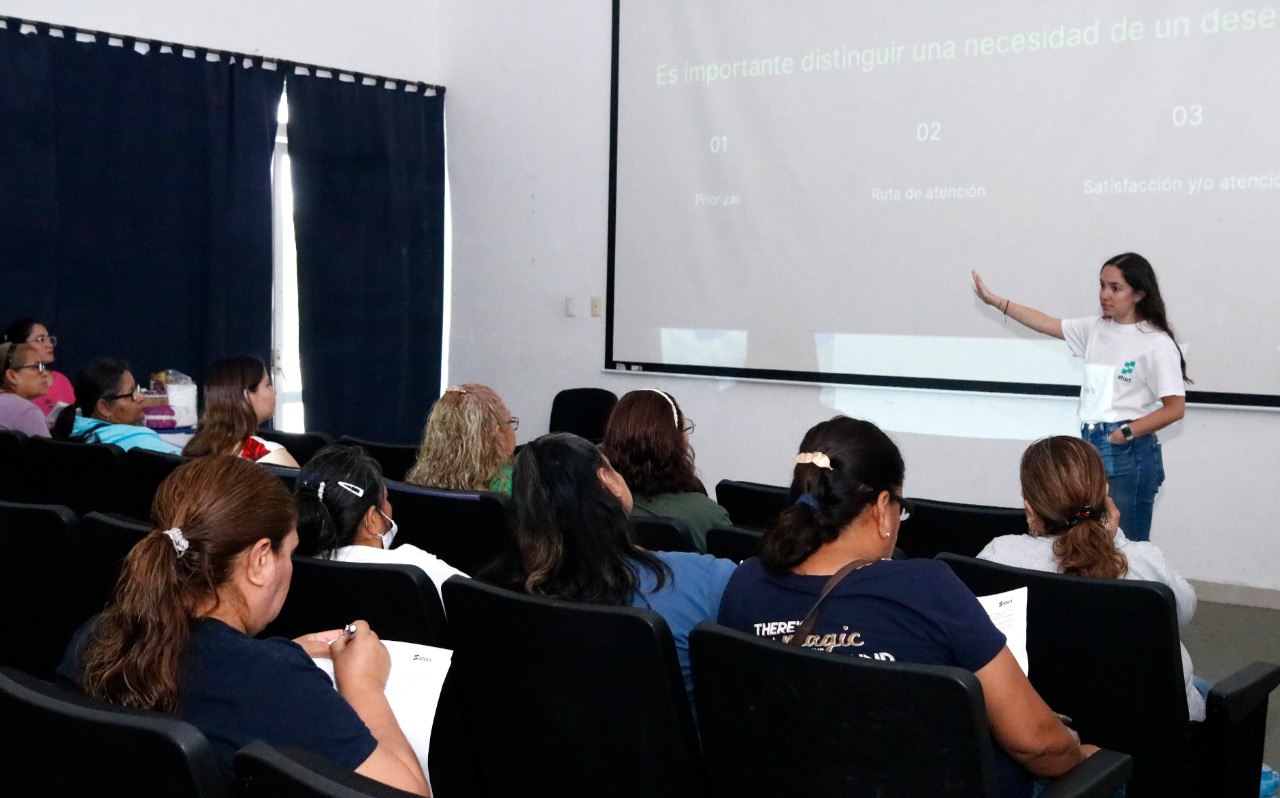 Imparten taller en educación financiera para mujeres en Centros Comunitarios de Nuevo León
