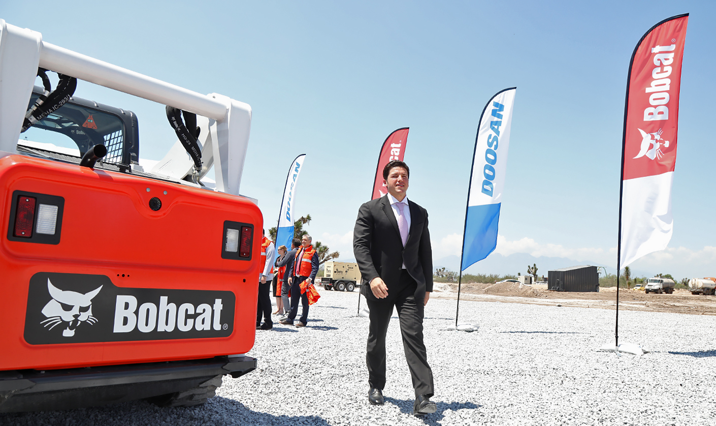 Inicia Bobcat construcción de planta en Salinas Victoria