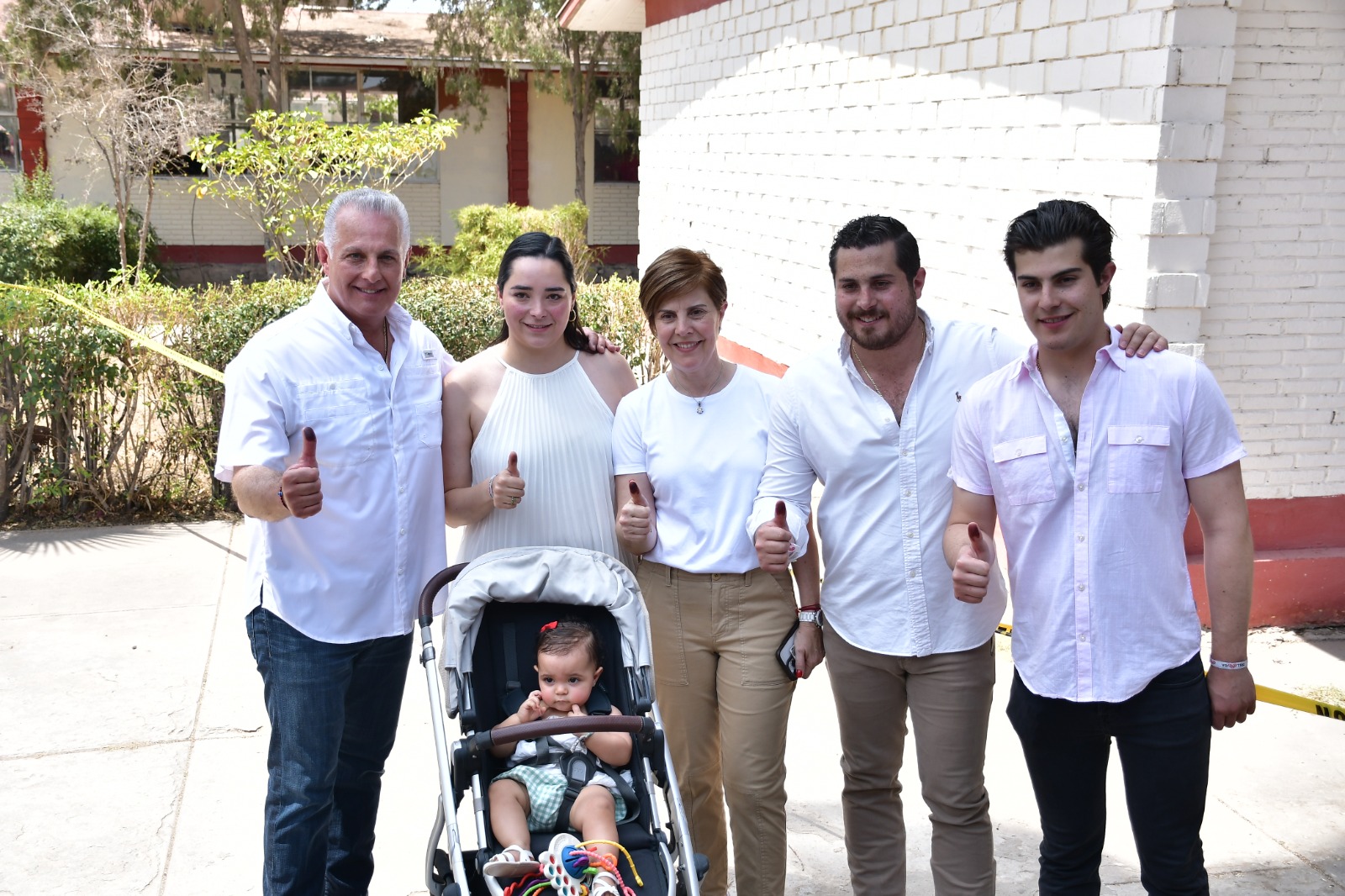 “Torreón decidió vivir seguro y en paz, gracias a tu confianza, seguiremos engrandeciendo a nuestro querido municipio” Román Cepeda