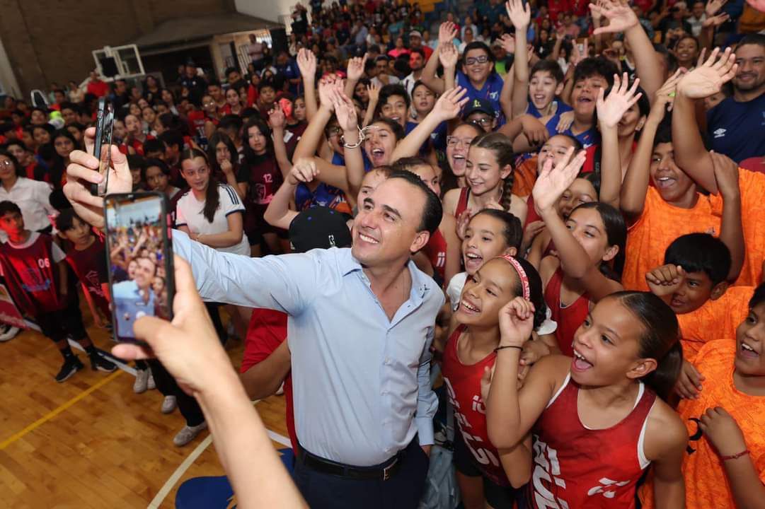 Arranca Manolo Jiménez Olimpiada Estatal del Deporte Escolar