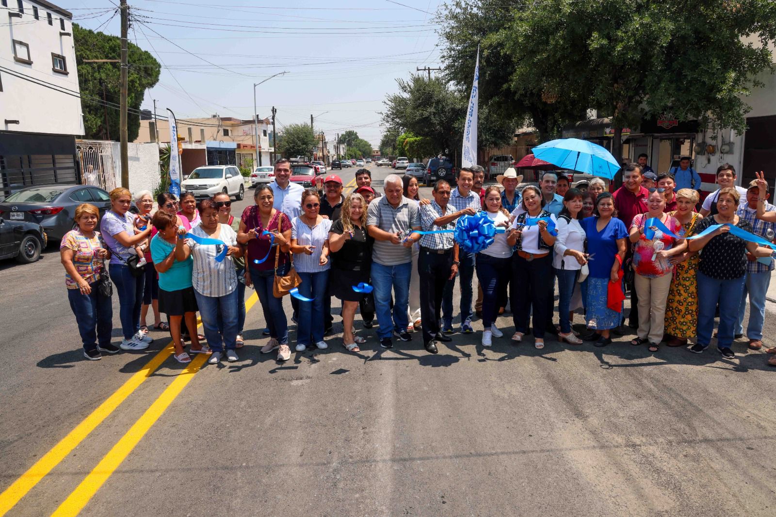 Entrega San Nicolas obras de pavimentación en Col. Residencial Las Puentes