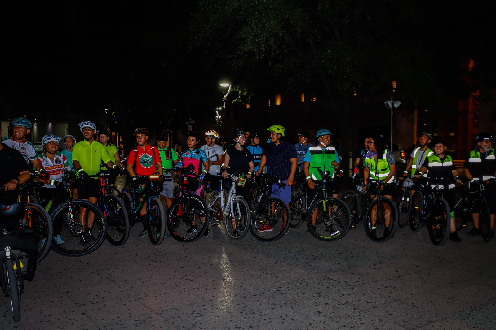 Promueve Monterrey movilidad ciclista en corredores verdes