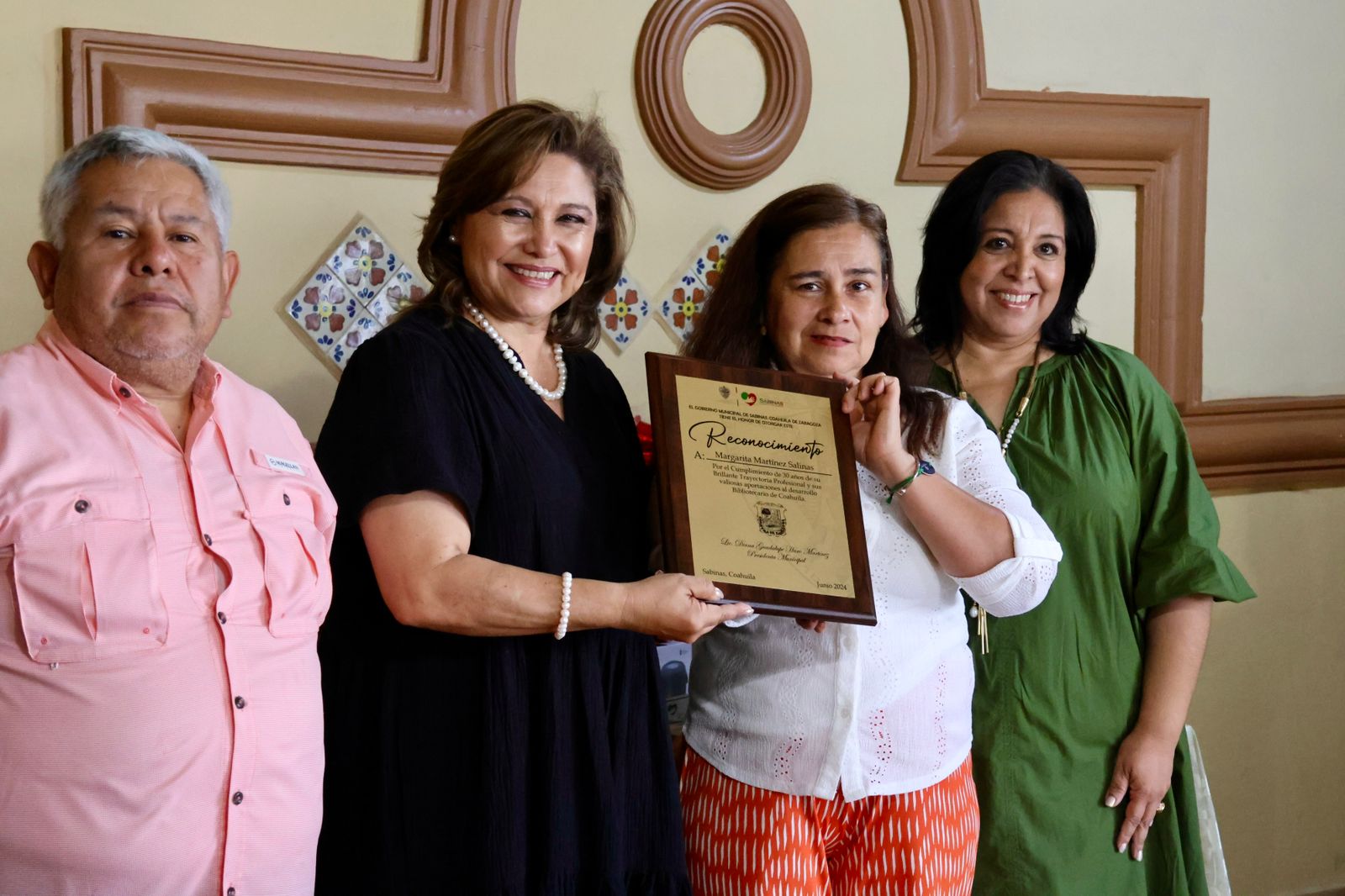 Festejo y reconocimiento a los Bibliotecarios de Sabinas