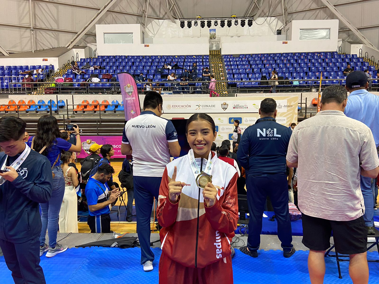 Laura Melisa, karateca de la UAT, es campeona nacional
