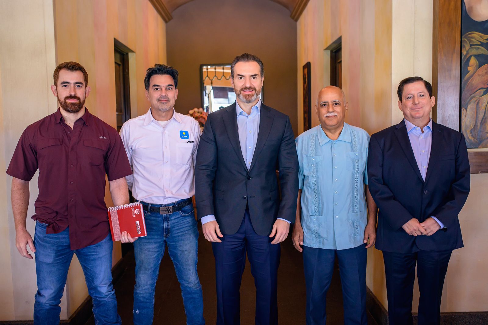 Se reúne Adrián de la Garza con 4 de los excandidatos a la alcaldía de Monterrey