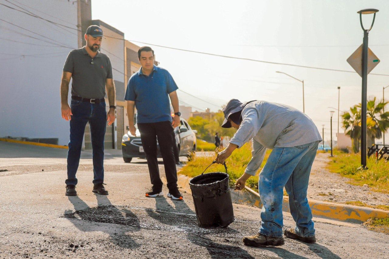 Supervisa Nava labores de bacheo, limpia y alumbrado