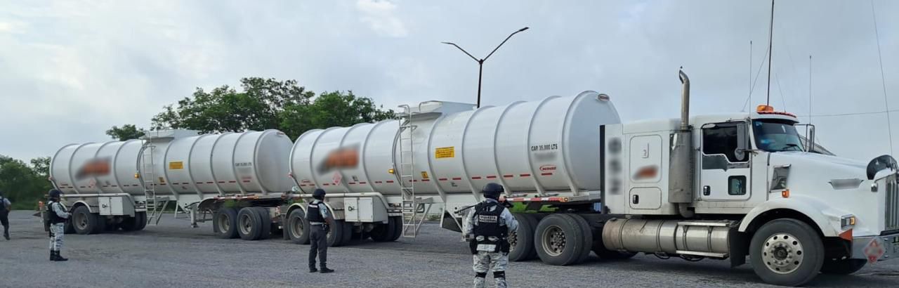 Detiene Guardia Nacional en Nuevo León a dos personas con 70 mil litros de aceite recuperado sin acreditar su legal procedencia