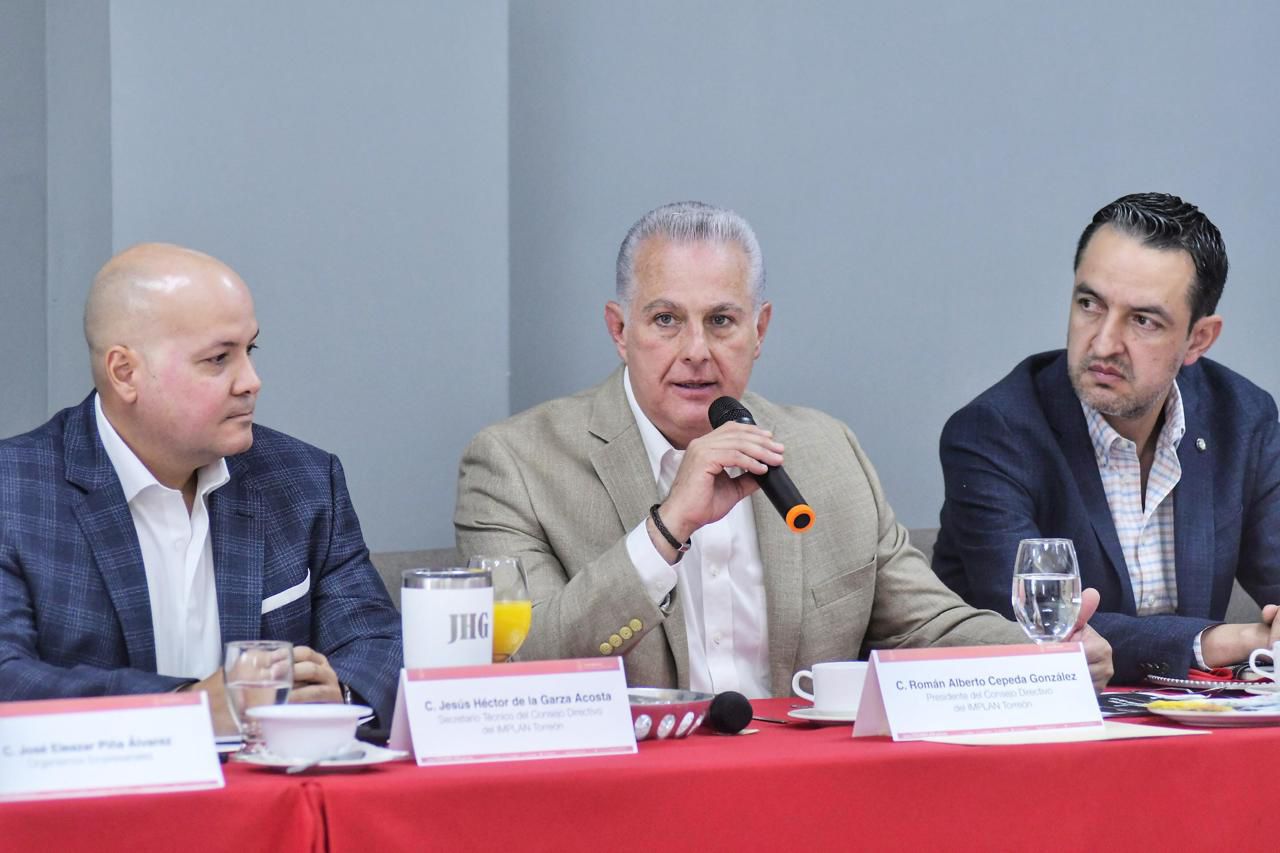 Román Alberto Cepeda González prioriza la planeación de políticas públicas  para atender los nuevos retos de Torreón