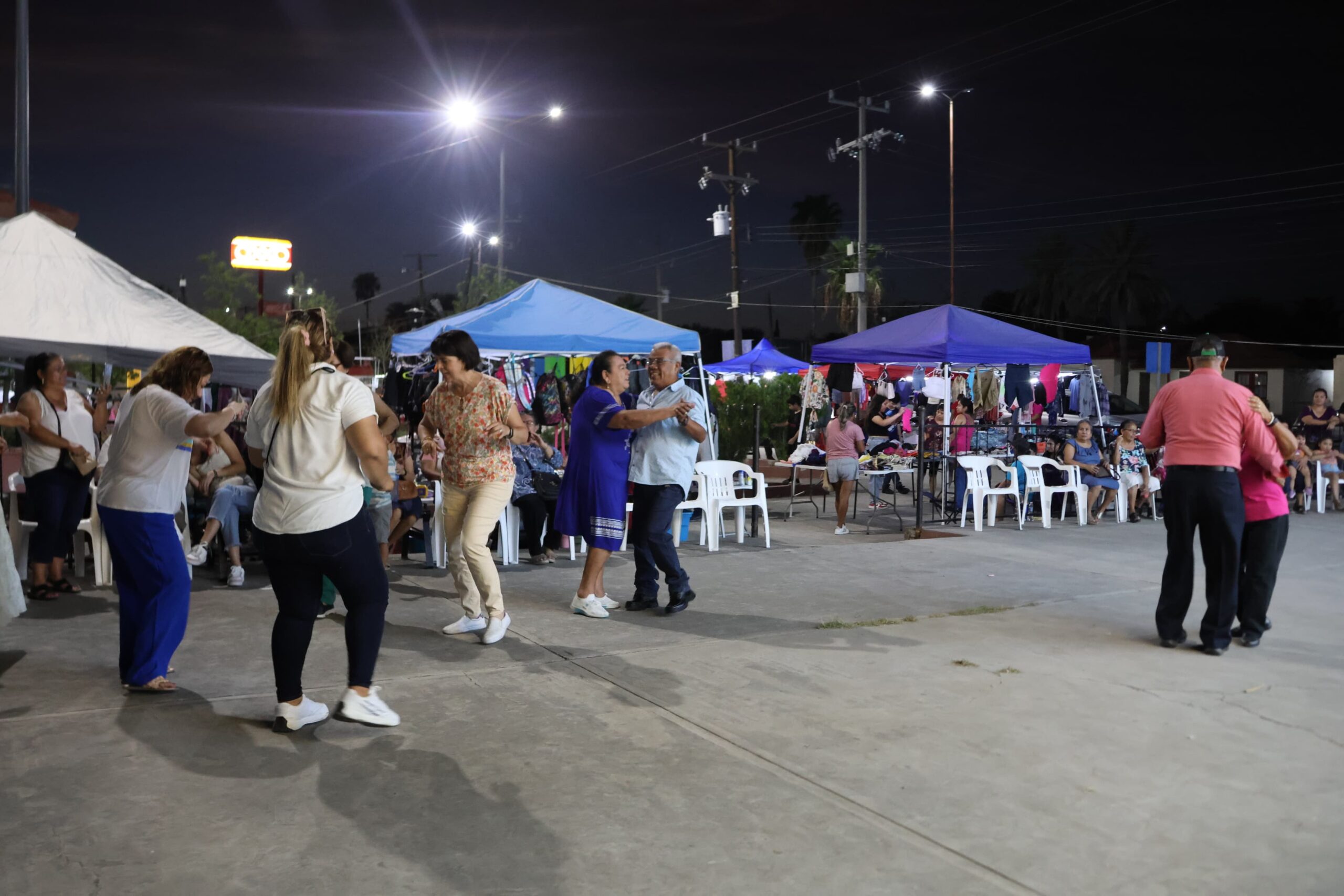 Noches de danzón y algo más; vivieron ambiente en grande