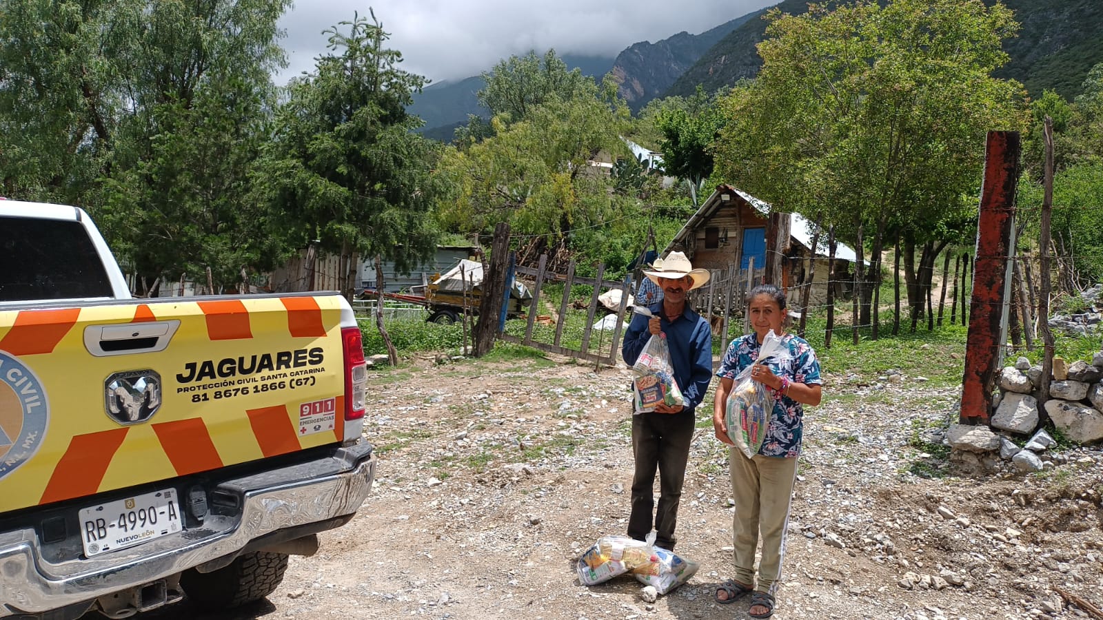 Envía Santa Catarina apoyo alimenticio a familias de la sierra alta