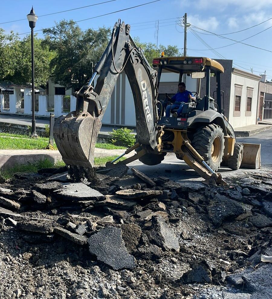 Comienza Allende reconstrucción de vialidad dañada por tormenta “Alberto” en calle Mier