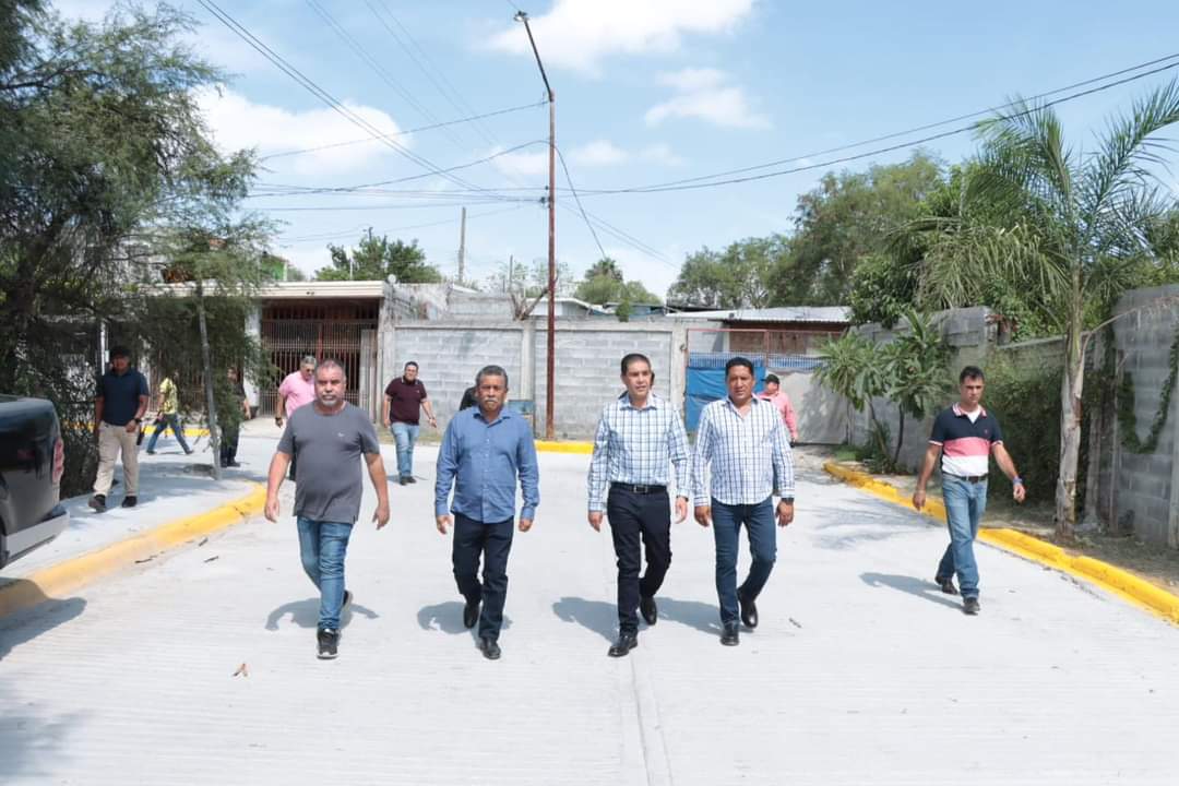 Inaugura Paco Treviño calles de alta resistencia