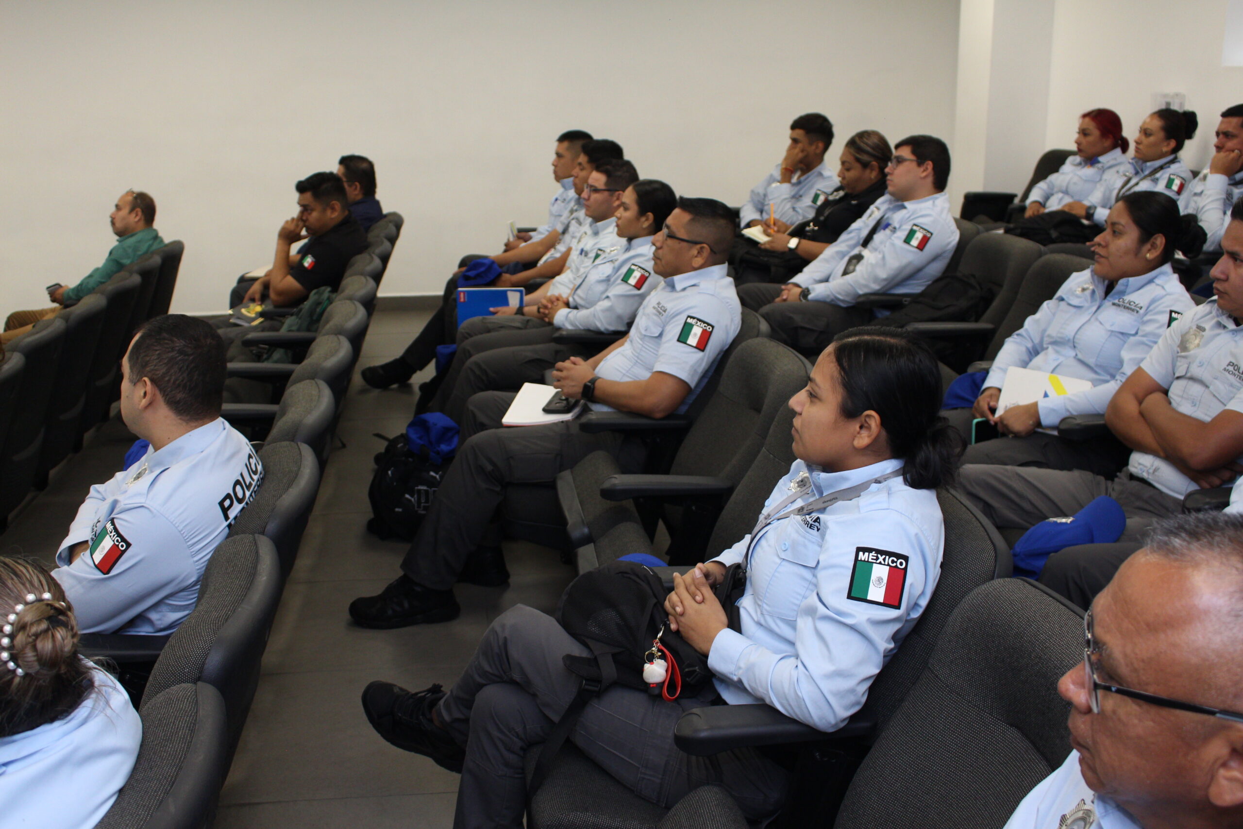 Capacitan a policías de Monterrey para la búsqueda de mujeres, niñas y adolescentes