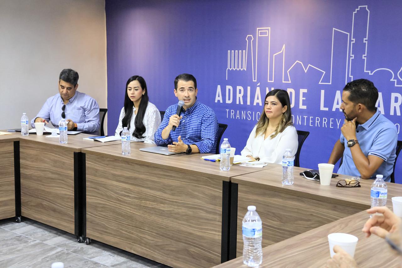 Llevan reuniones de transición de Adrián de la Garza a los habitantes de Monterrey