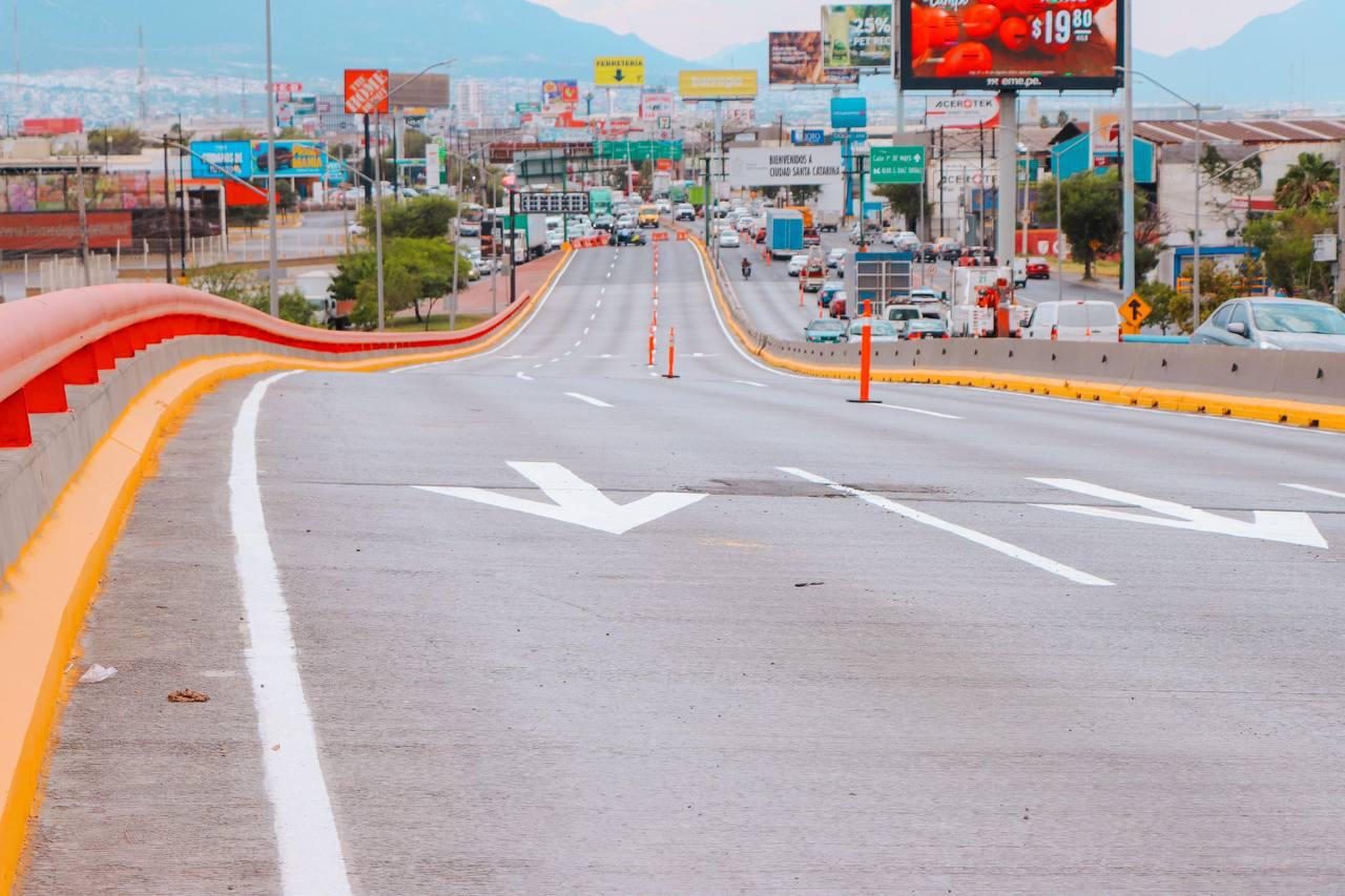 Abre Santa Catarina gradualmente puente La Fama