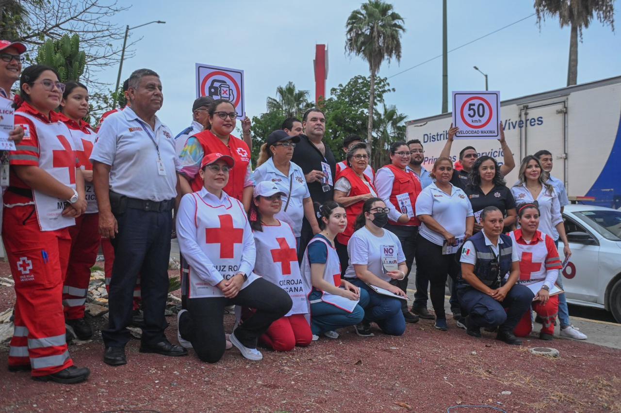 Participa Cruz Roja en campaña de Tránsito dirigida a motociclistas