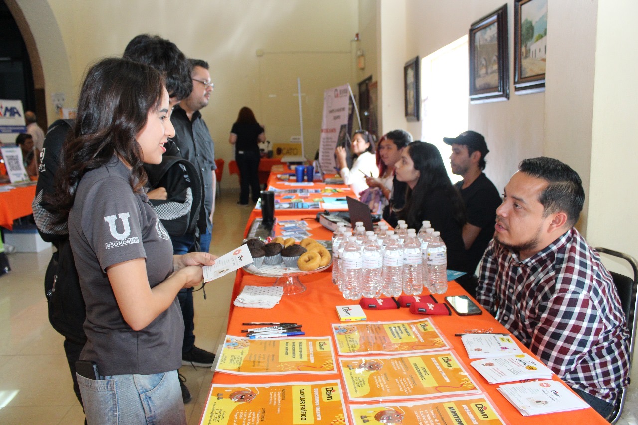 Oferta Secretaría del Trabajo más de mil 500 vacantes en la jornada de contratación “Trabajo Sí” en Santa Catarina