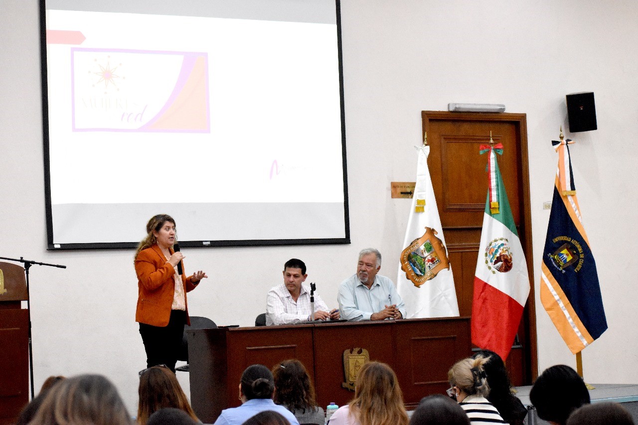 Realizan en las Tres Unidades de la UAdeC los Foros Violeta para la Agenda Mujeres Universitarias