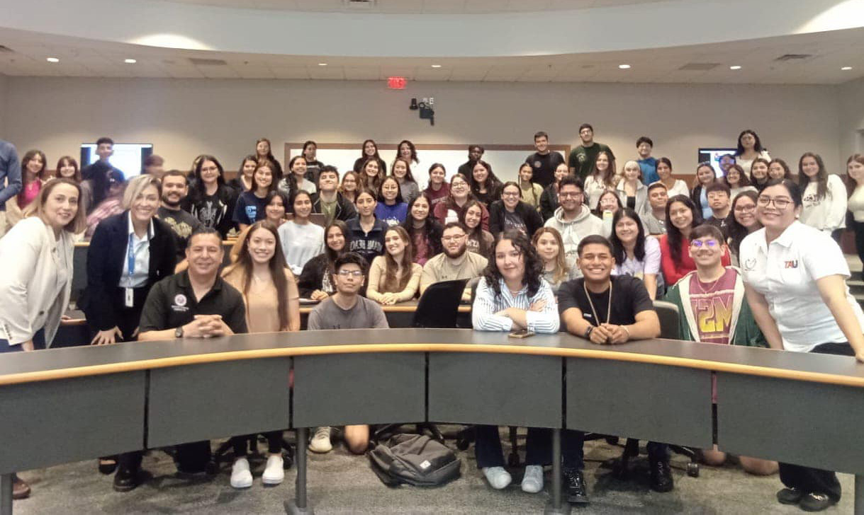 Estudiantes de la UAT realizan prácticas de enfermería en Universidad Texas A&M en Laredo