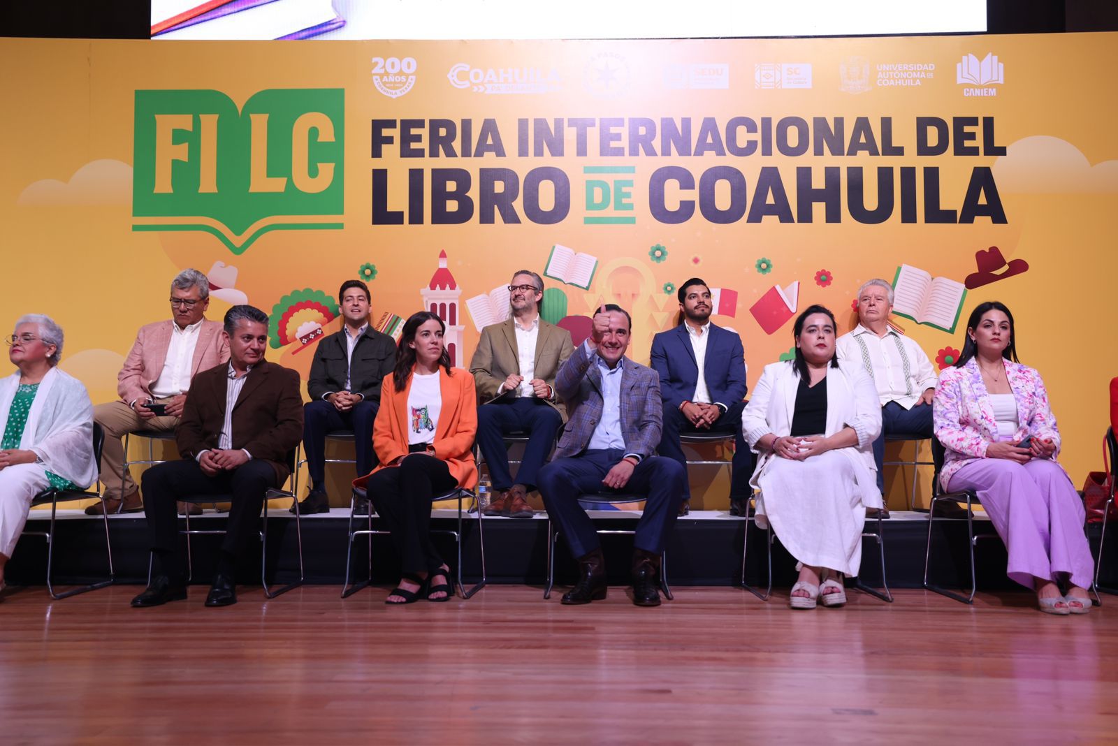 Inaugura Manolo Jiménez la Feria Internacional del Libro Coahuila 2024 “Leer es de Gigantes”