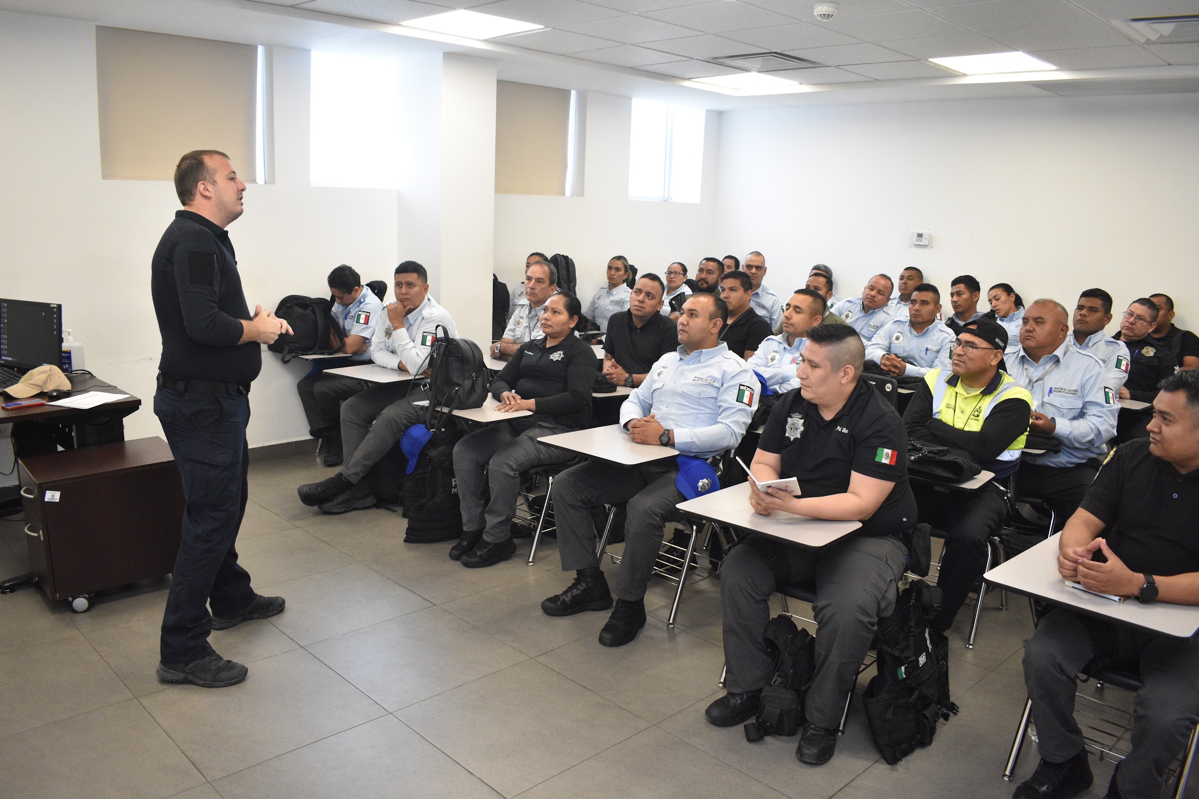 Concluye Policía de Monterrey curso de primeros auxilios en combate