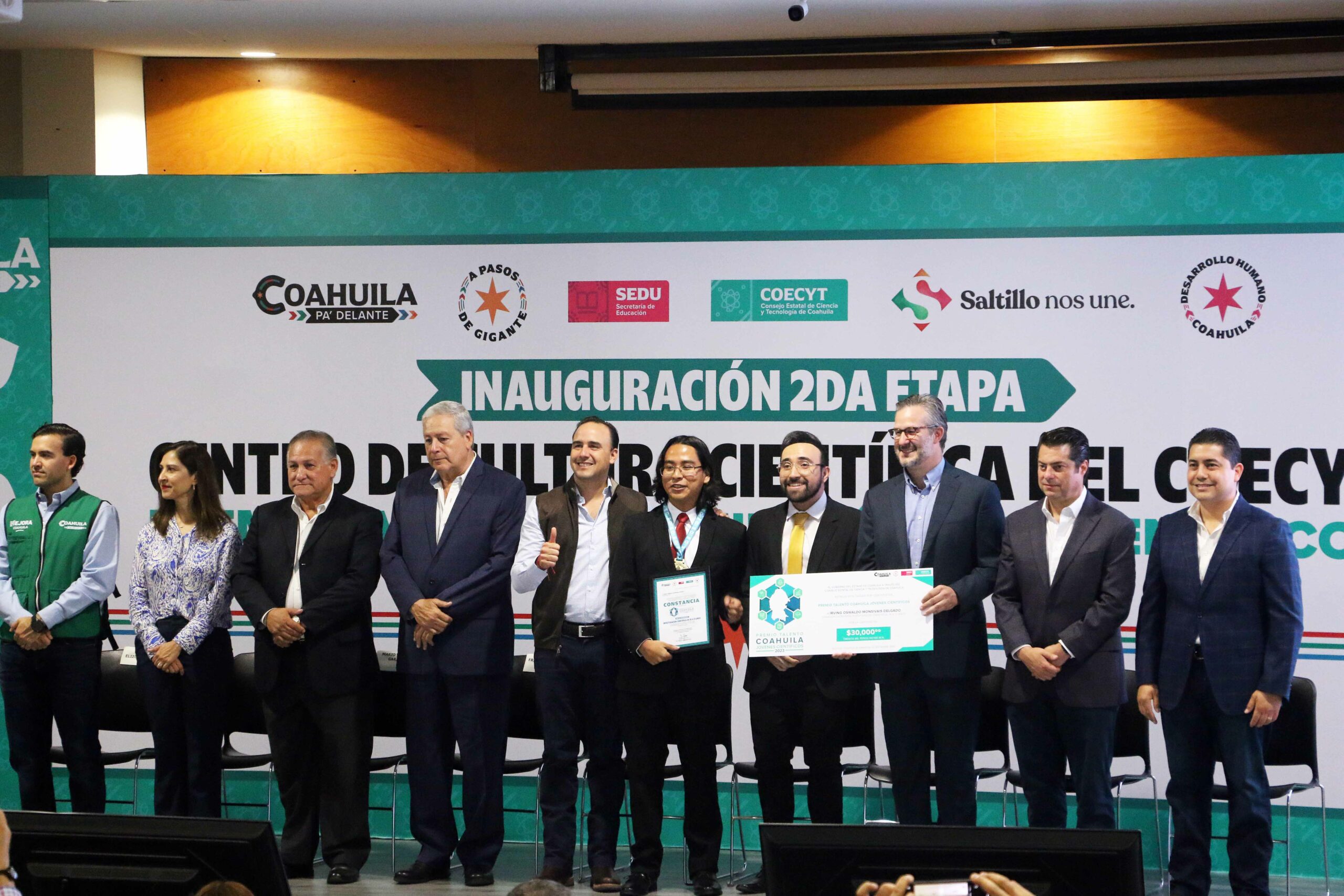 Reconocen a Estudiantes de la UAdeC con el Premio “Talento Coahuila Jóvenes Científicos”